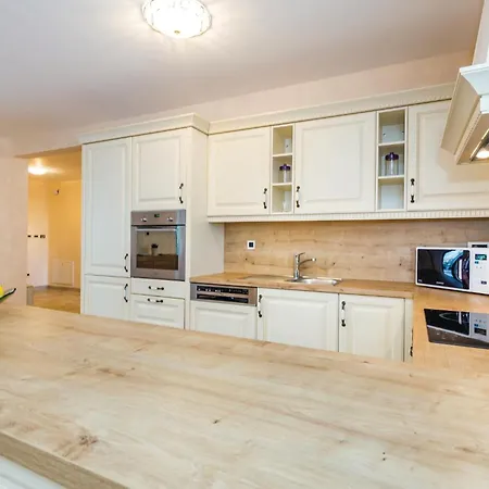 Beautiful Home In Turcic With Wifi Vikendica *