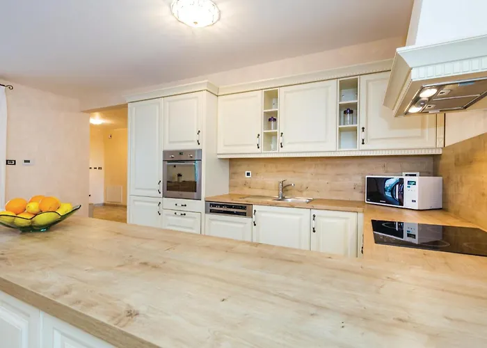 Beautiful In Turcic With Wifi Casa vacanze *